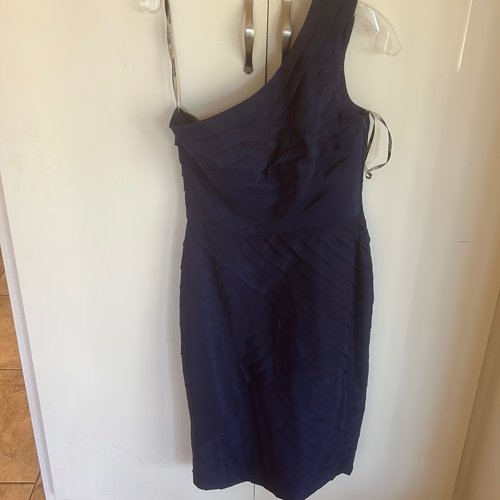 Beautiful dark blue Lela Rose cocktail dress sz 4. Like new, worn once!